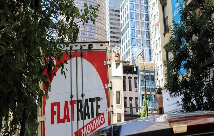 Flatrate truck on Financial District