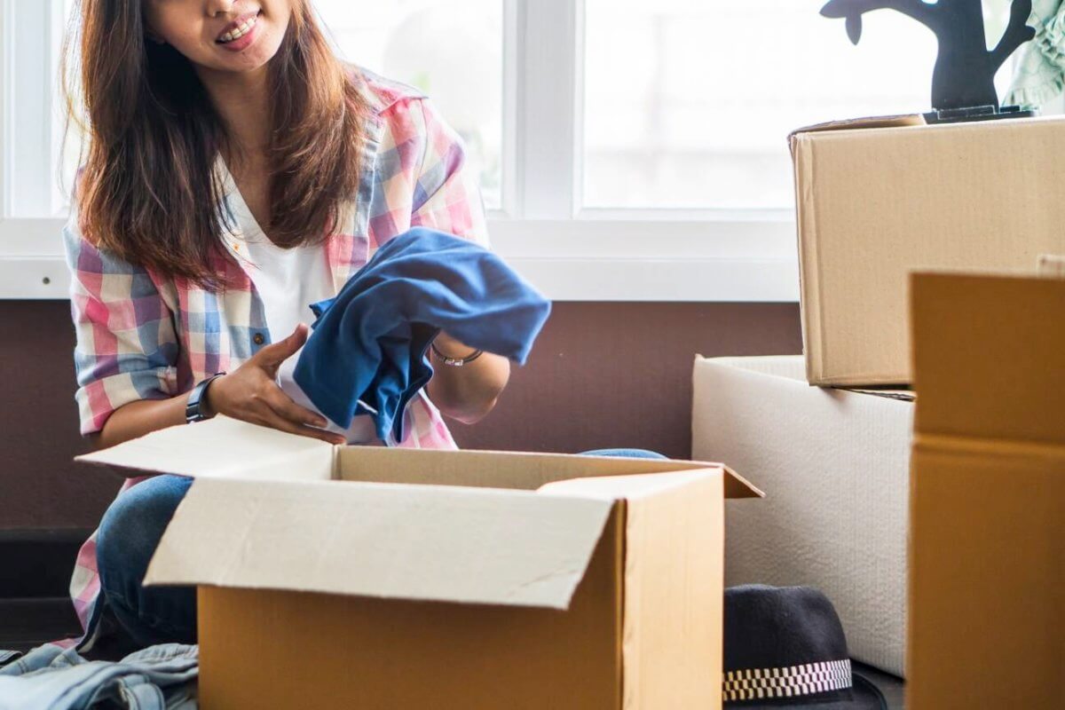 woman packing cloth