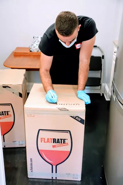 Moving to Toronto from the US: What You Need to Know %name Moving to Toronto from the US: What You Need to Know