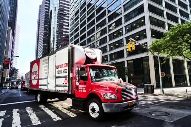 The -difference- between -moving- long- distance- and- moving -local