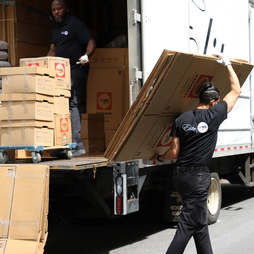 Mover delivering boxes